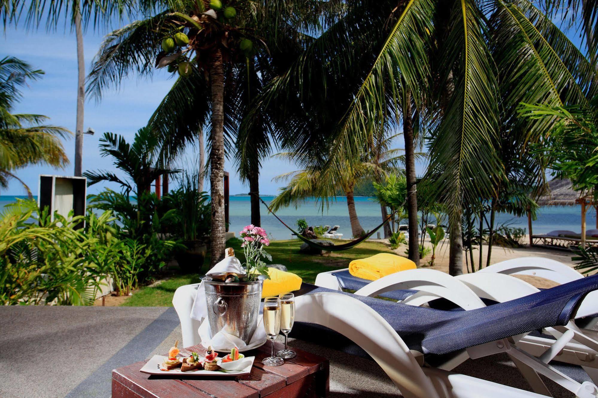 Centra By Centara Coconut Beach Resort Samui - Sha Plus Ko Samui Exterior foto